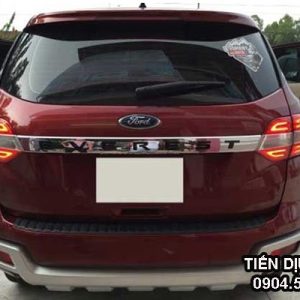 Hình ảnh đèn hậu cho xe Ford Everest