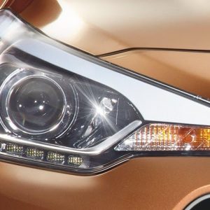 do den xe Hyundai I20 Active 3