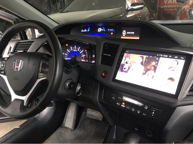 Lắp màn hình Android Fujitsu xe Honda Civic